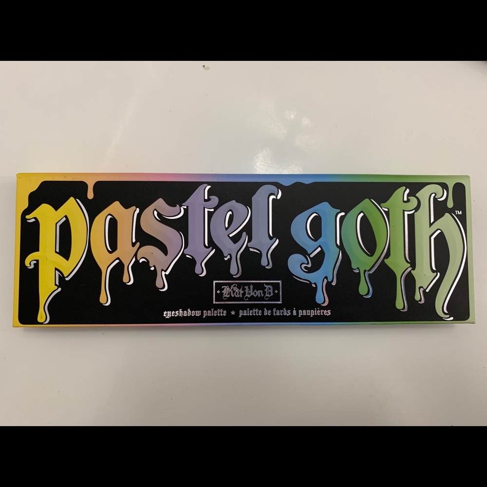 Kat Von D Pastel Goth Eye Shadow Palette